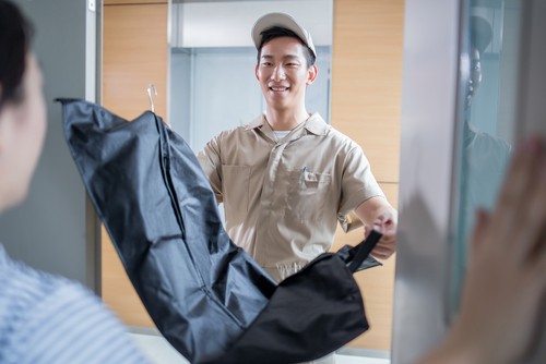 5 Reasons You Should Be Using a Laundry Pickup Service